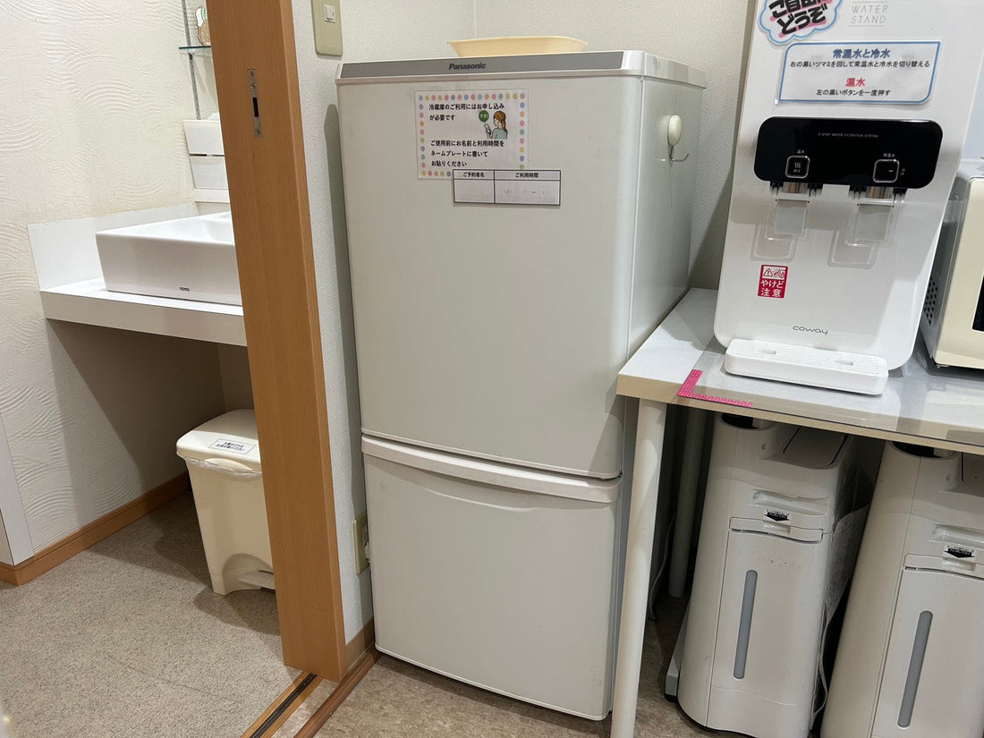 春日原の給湯室に冷蔵庫を設置しました✨